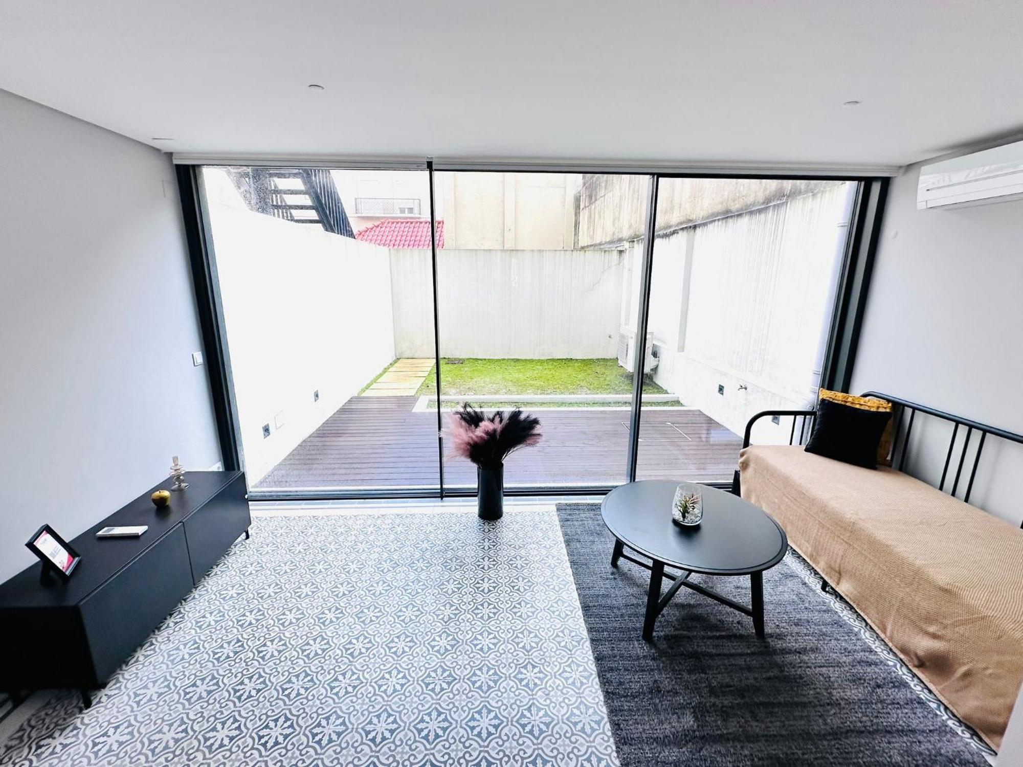 The Eca De Queiroz House - No Cv D - One-bedroom